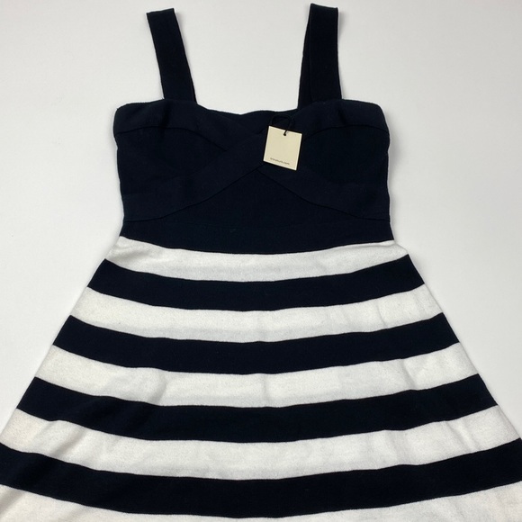 Trina Turk Envy Black White Stripe Sweater Dress NWT Size M - Picture 4 of 11